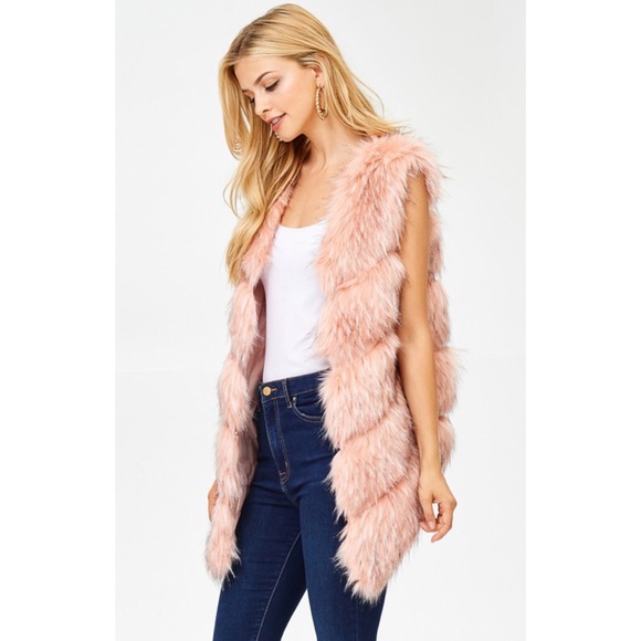 ⭐️HOST PICK⭐️ Fabulous Pink Faux Fur Vest - Picture 3 of 8